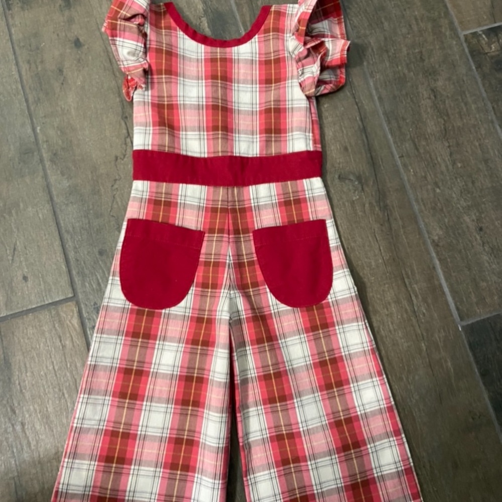 XS Georgia Ann Romper made by Kasey Blue. Worn once for Christmas photos.